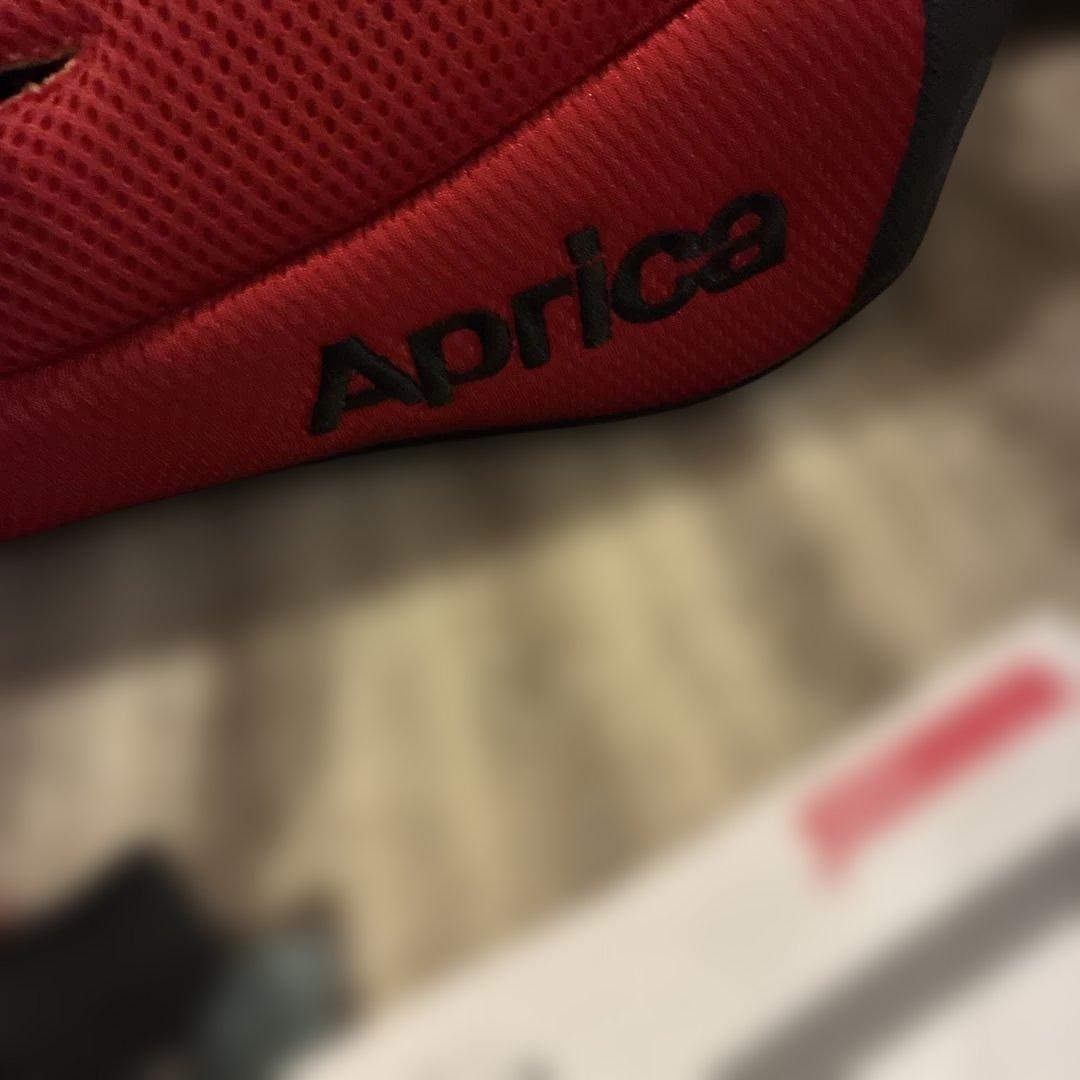 極美品 アップリカ エアグルーヴプラス レッド ジュニアシート