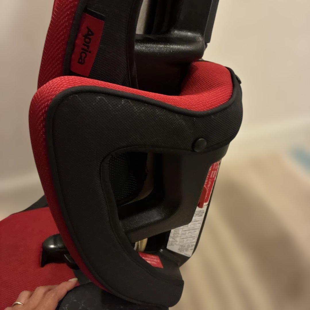 極美品 アップリカ エアグルーヴプラス レッド ジュニアシート