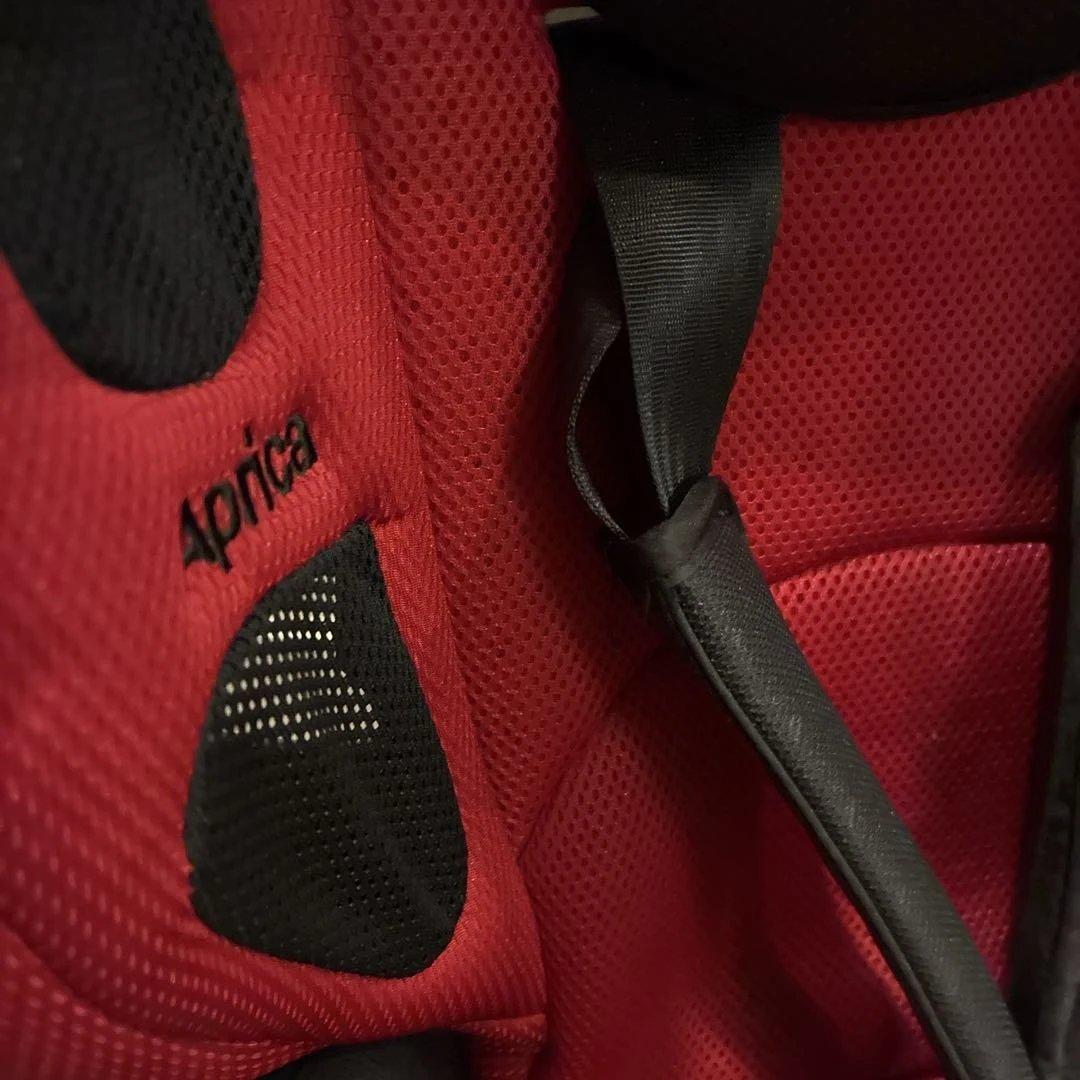 極美品 アップリカ エアグルーヴプラス レッド ジュニアシート