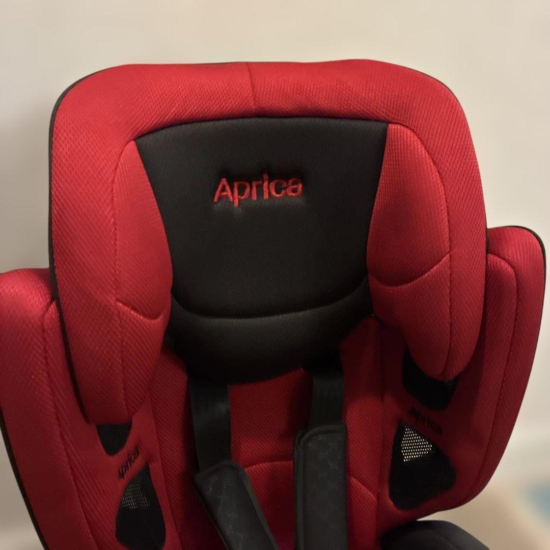 極美品 アップリカ エアグルーヴプラス レッド ジュニアシート