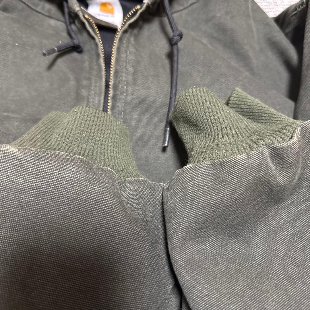 Carhartt ダークグリーン フード付きジャケット