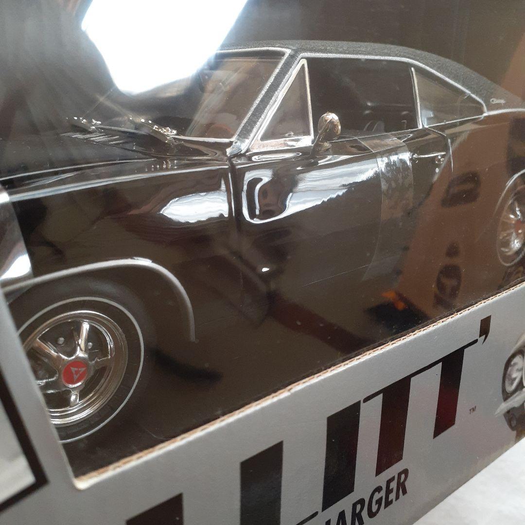 映画ブリッド劇中車2台セット1/18及びDVD付き。