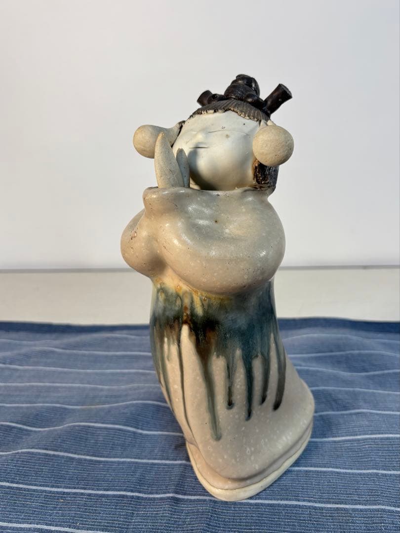 「念ずれば花ひらく」森元青芳 作 砥部焼 陶器人形