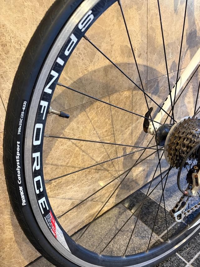 GIANT　DEFY3-ロードバイク-手渡しのみでお願いします。