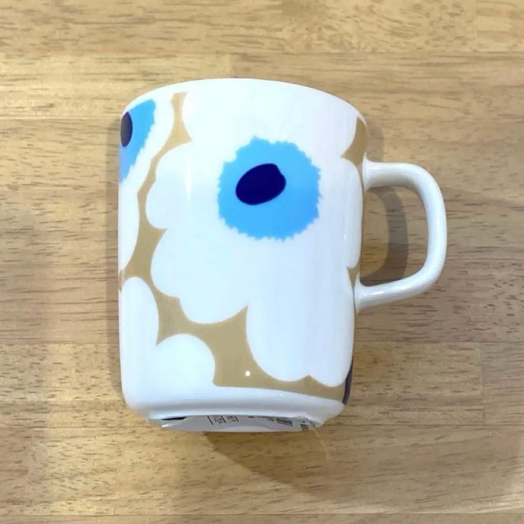 No.106,No.107【井上萬二窯作】白磁染彫文珈琲碗（椿、麦） | 井上萬二