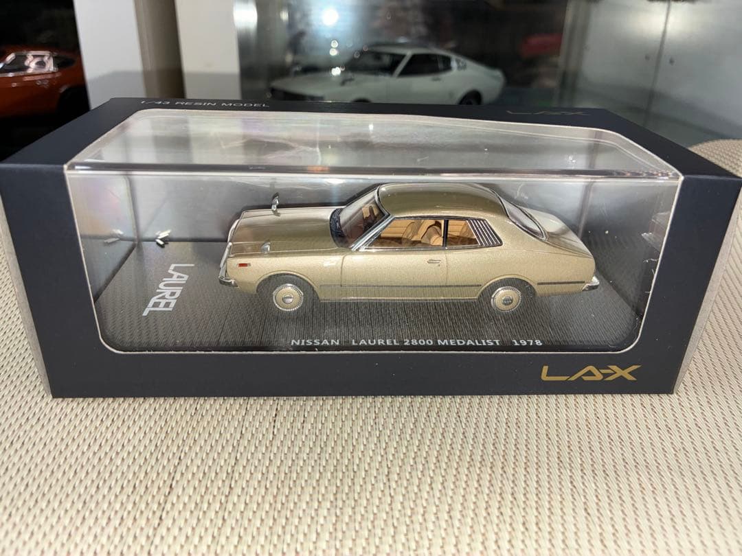 LA-X 1/43 日産ローレル2D HT 2800メダリスト