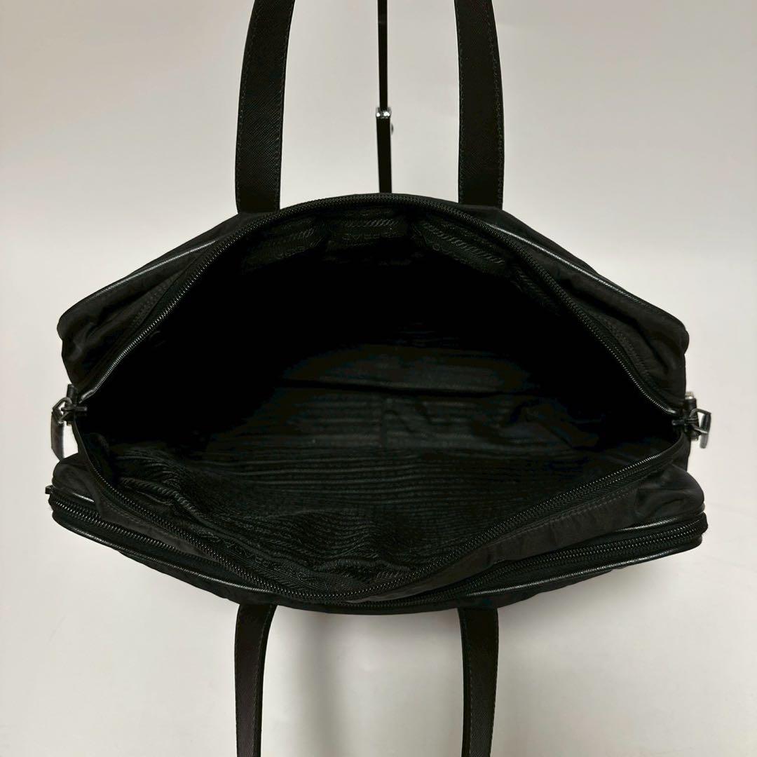 u26【極美品】近年モデル　プラダ　三角ロゴ　ブラック　2wayショルダー.