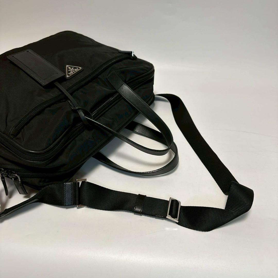 u26【極美品】近年モデル　プラダ　三角ロゴ　ブラック　2wayショルダー.