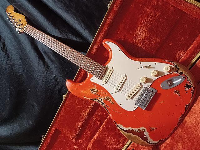 ☆FiestaRed Relic Multilayer Stratocaster