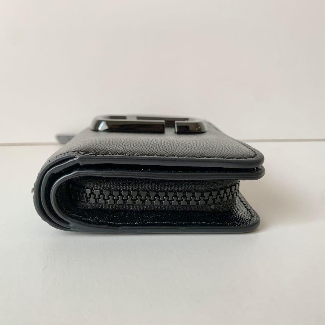【MARC JACOBS】マークジェイコブス　二つ折り財布　スナップショット　黒