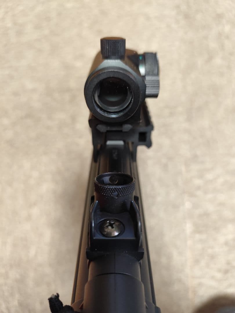 東京マルイ MP5 SD6 スタンダード電動ガン ドットサイト付き