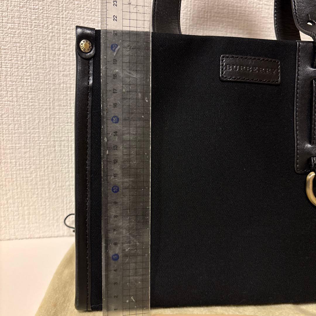 BURBERRY 黒　ハンドバッグ　美品