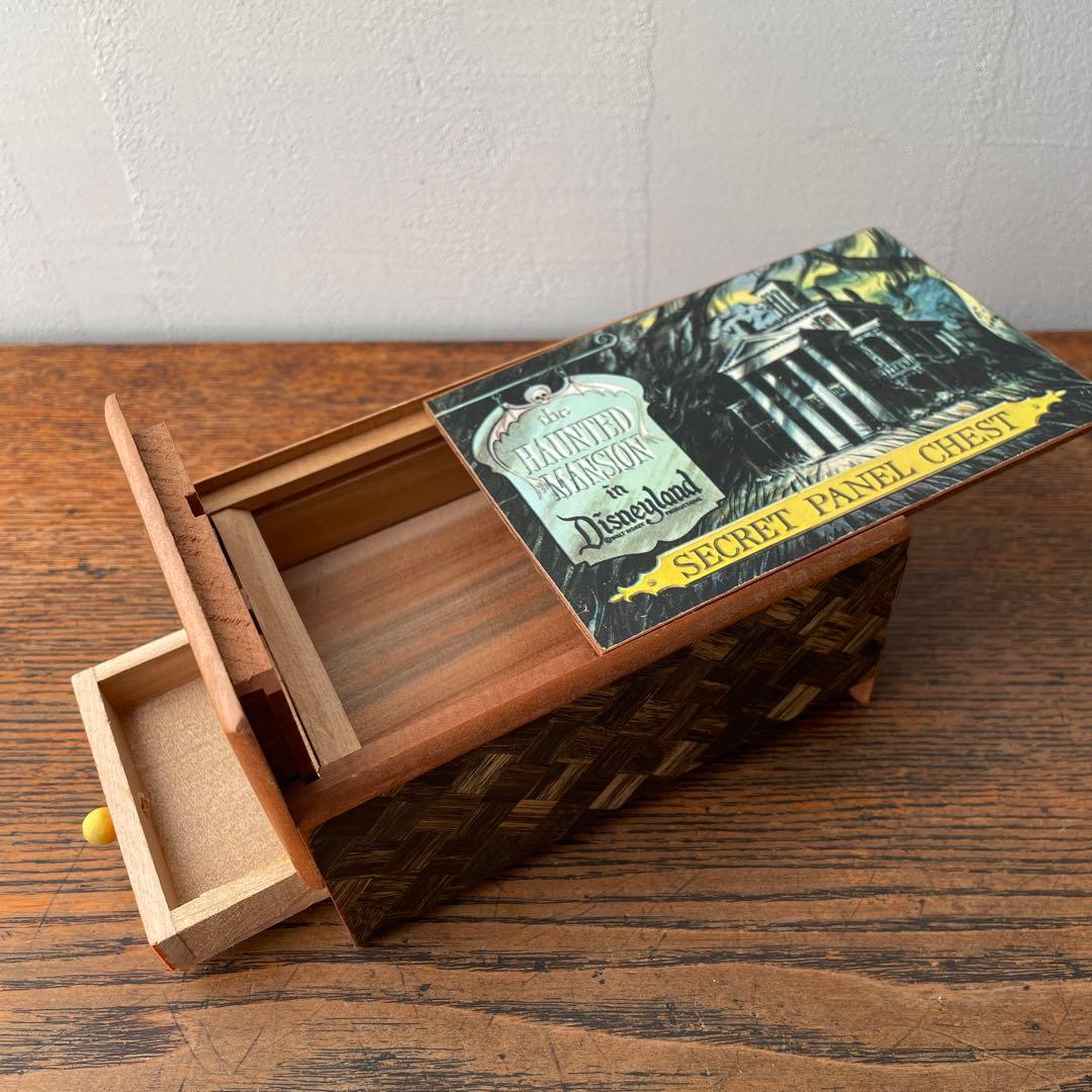 60年代ディズニー　アメリカ　ホーンテッドマンション　寄木細工　からくり仕掛け箱 60年代ディズニー アメリカ ホーンテッドマンション 寄木細工 からくり