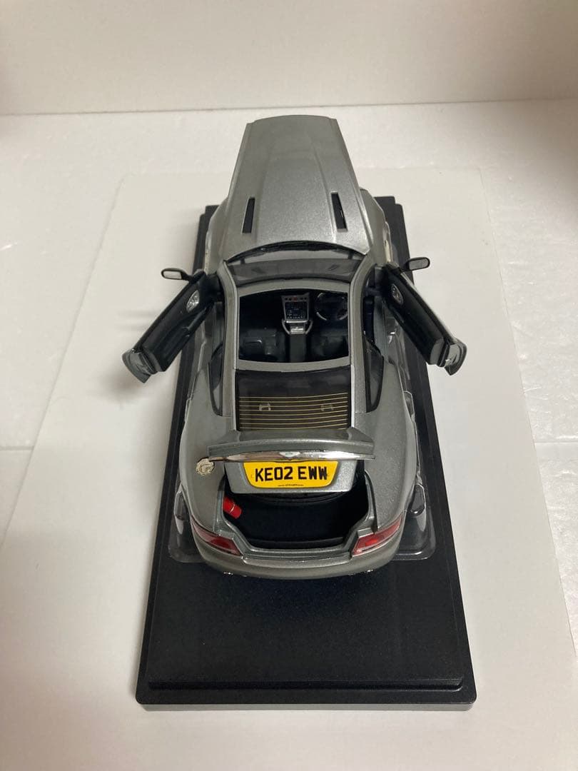 007 アストンマーチン(バンキッシュ)