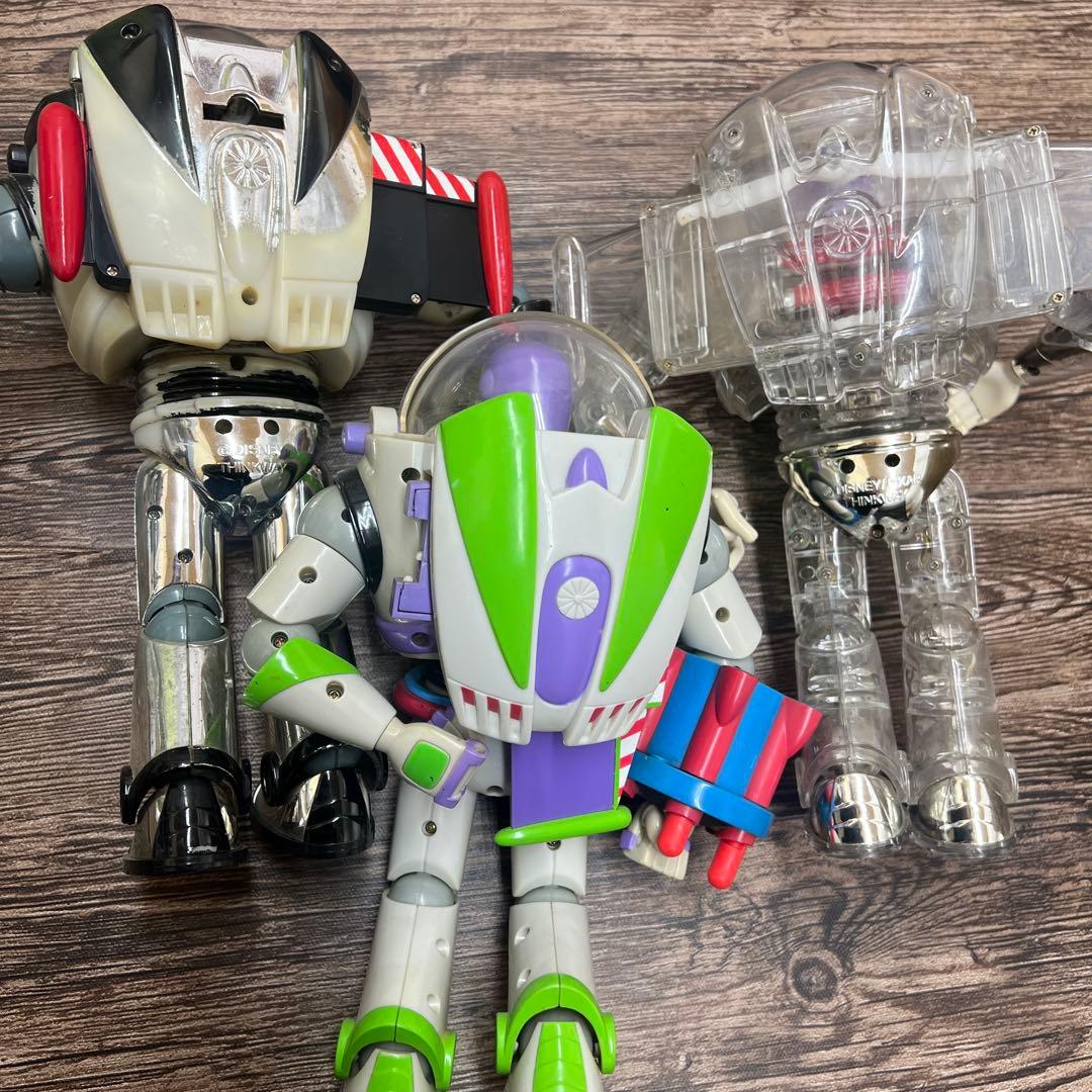 トーキングアクションフィギュア バズライトイヤー フィギュア