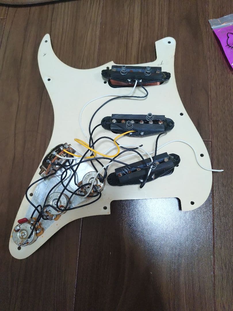 メ*ネ様 Fender Mexico Stratocaster 未組立 未塗装