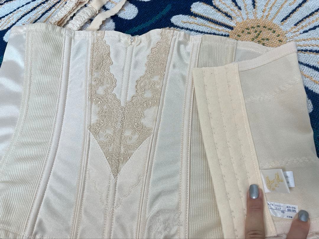 FOUR SIS & Co.ブライダルインナーセット アイボリー