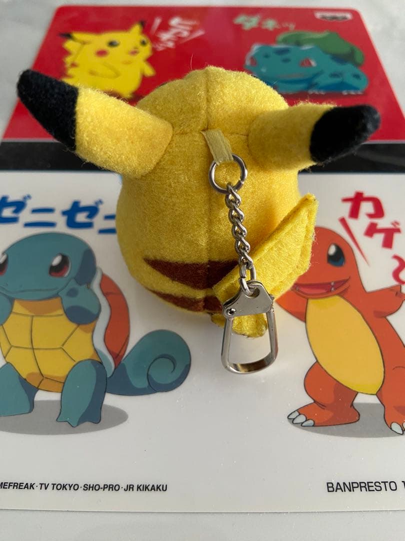 【TOMY】　ピカチュウ　初期　ぬいぐるみ　チェーン　マスコット　キーホルダー