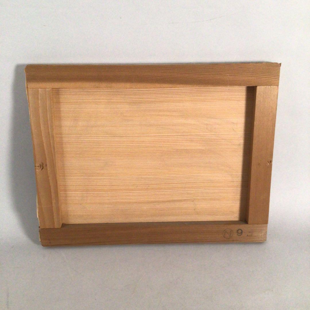 No3885額装　在銘　指水　美人画　燕柄着物　肉筆絹本　日本画　絵画 送料無料