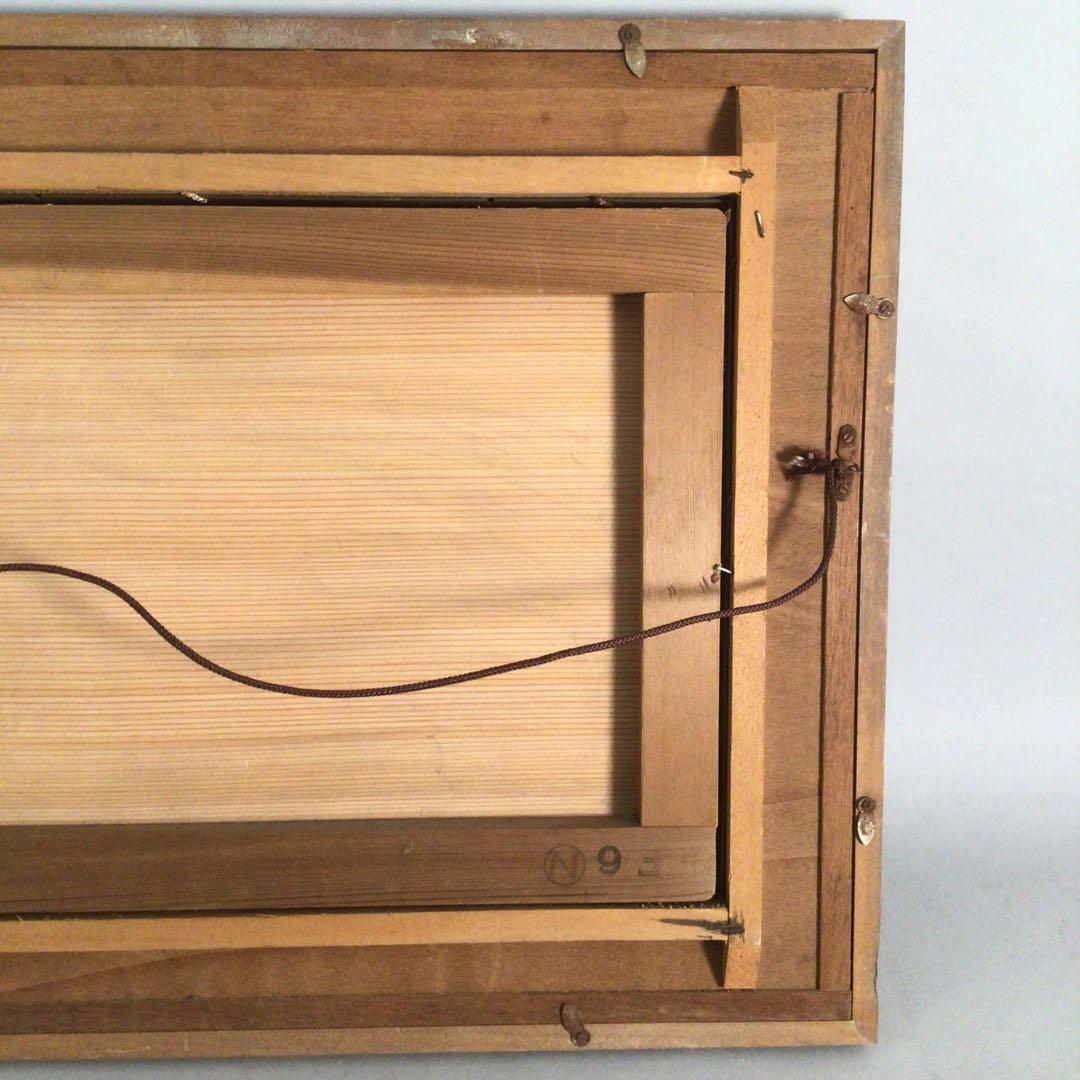 No3885額装　在銘　指水　美人画　燕柄着物　肉筆絹本　日本画　絵画 送料無料