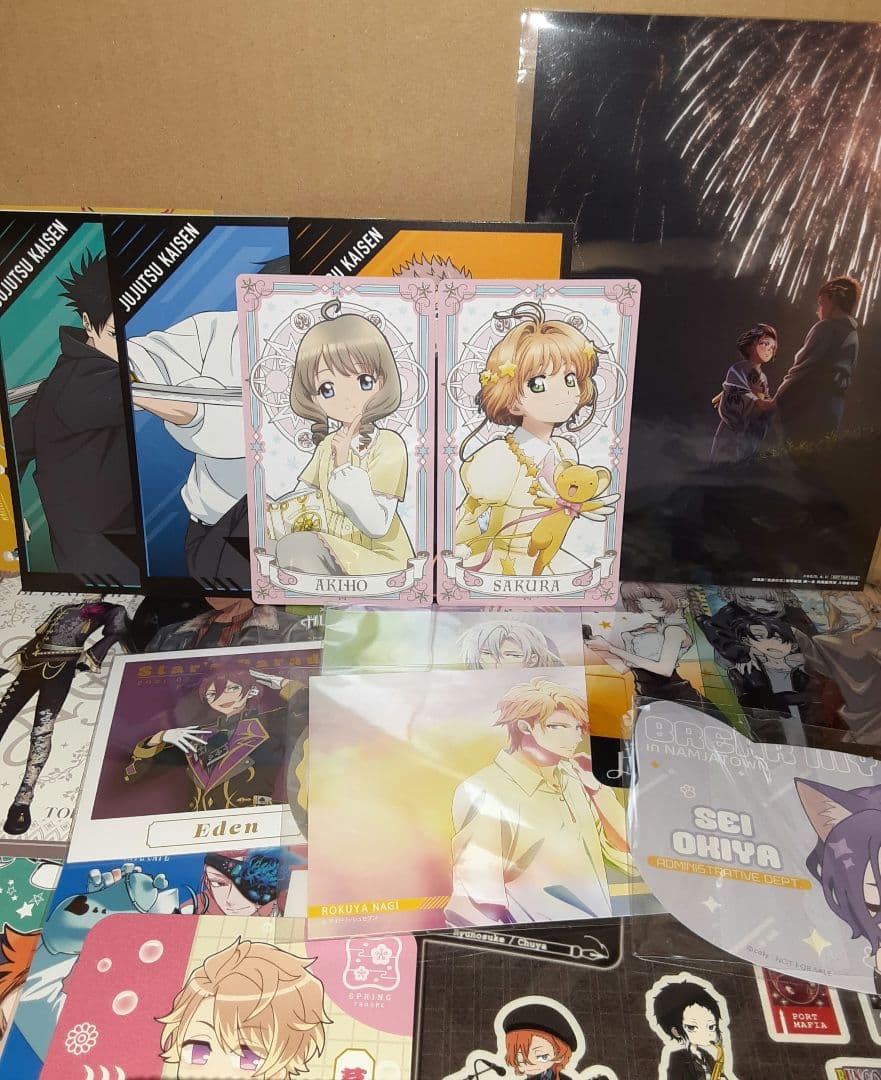 アニメグッズ 紙類・薄物 大量 まとめ売り 1000点 - メルカリ