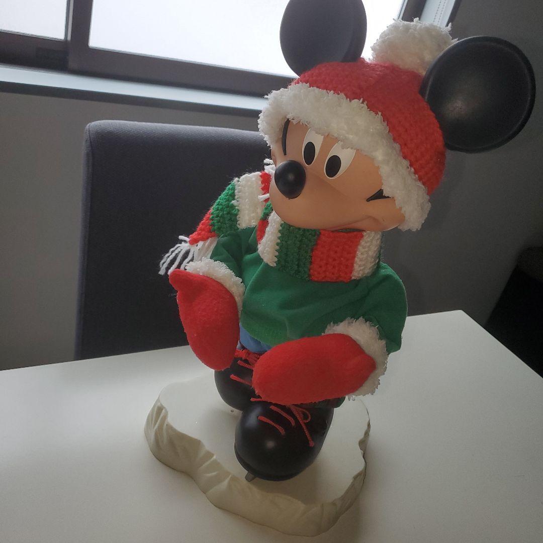 ミッキーマウス クリスマスフィギュア mickey mouse holiday Holiday Big Fig Mickey By Disney Showcase - Disney Collectibles
