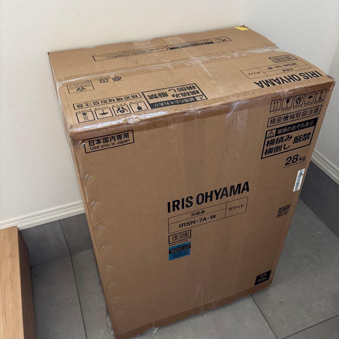 新品アイリスオーヤマ 冷蔵庫 66L スリム IRSN-7A-W