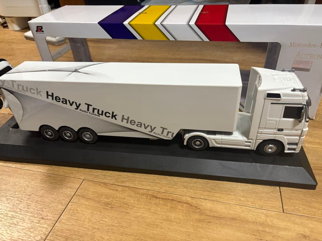 1:32 メルセデス ベンツ アクトロス トレーラー ラジコン