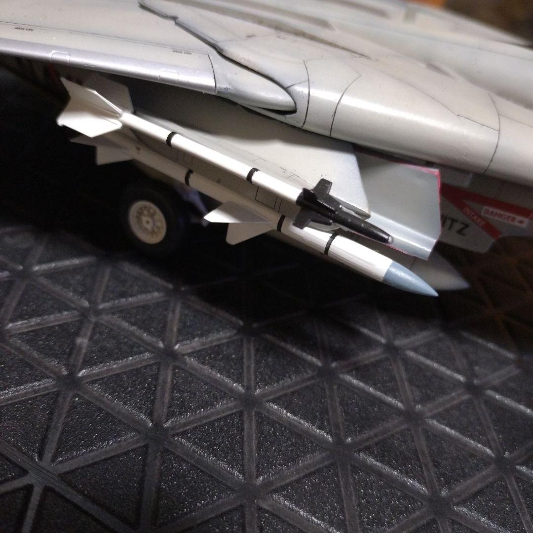 ハセガワ 1/48 F14トムキャット プラモデル塗装済み完成品