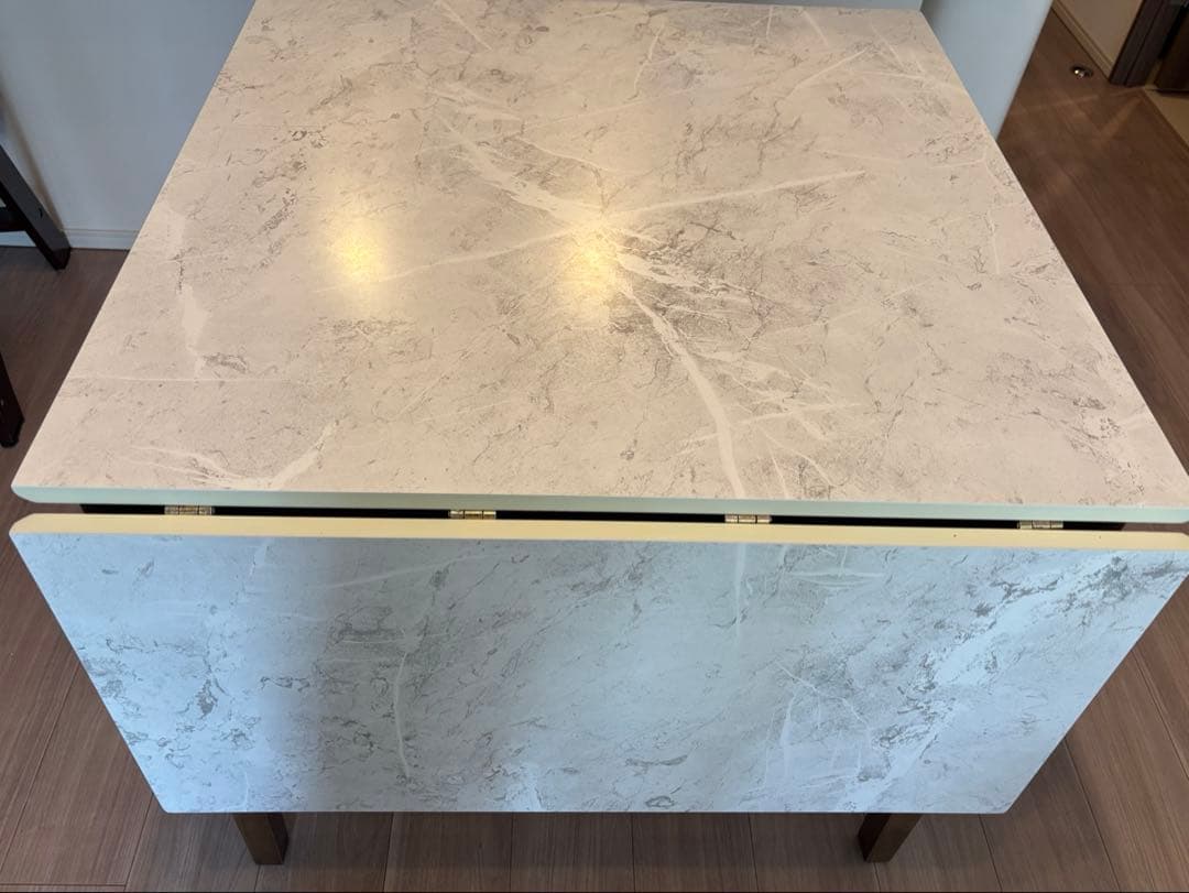 大理石柄ダイニングテーブル　拡張式