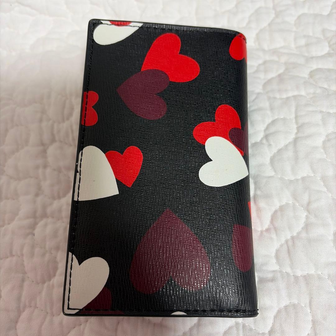新品kate spade ハート柄 二つ折り財布 - メルカリ