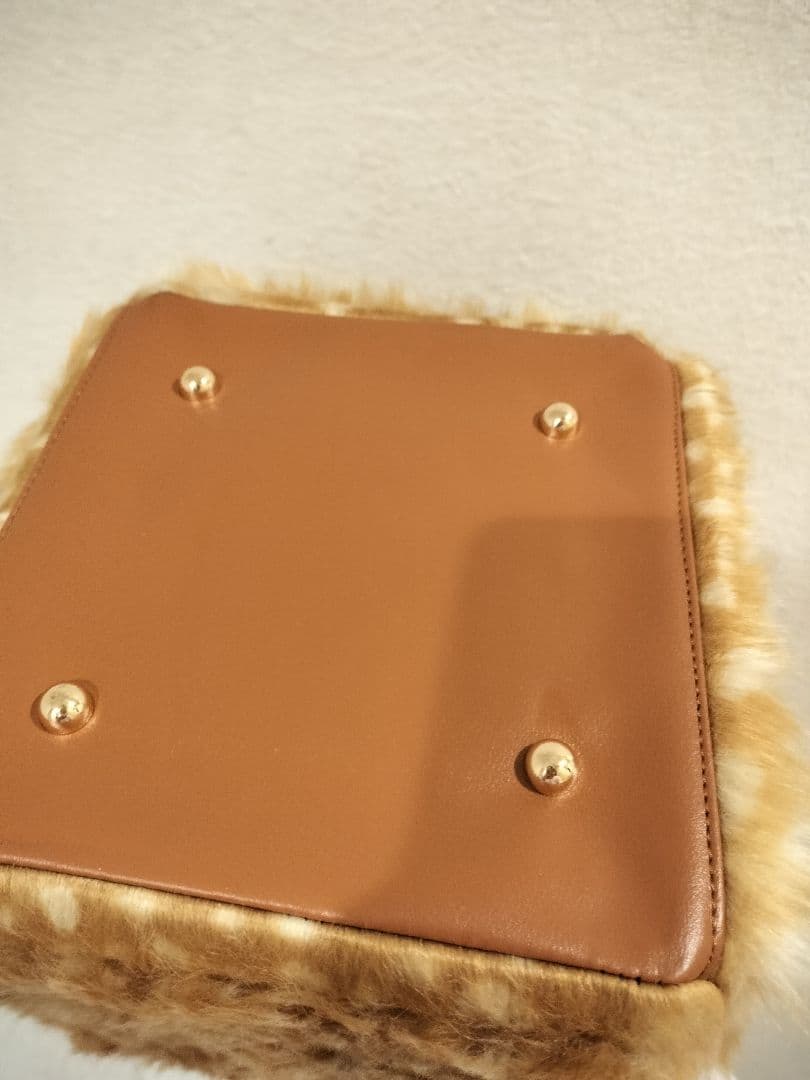 バッグ Bibiy B. FUR BOX BAG