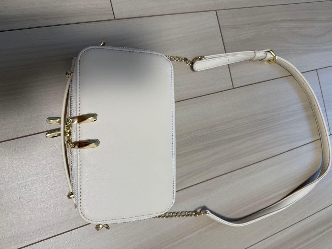 DIANA グリッター ショルダーバッグ