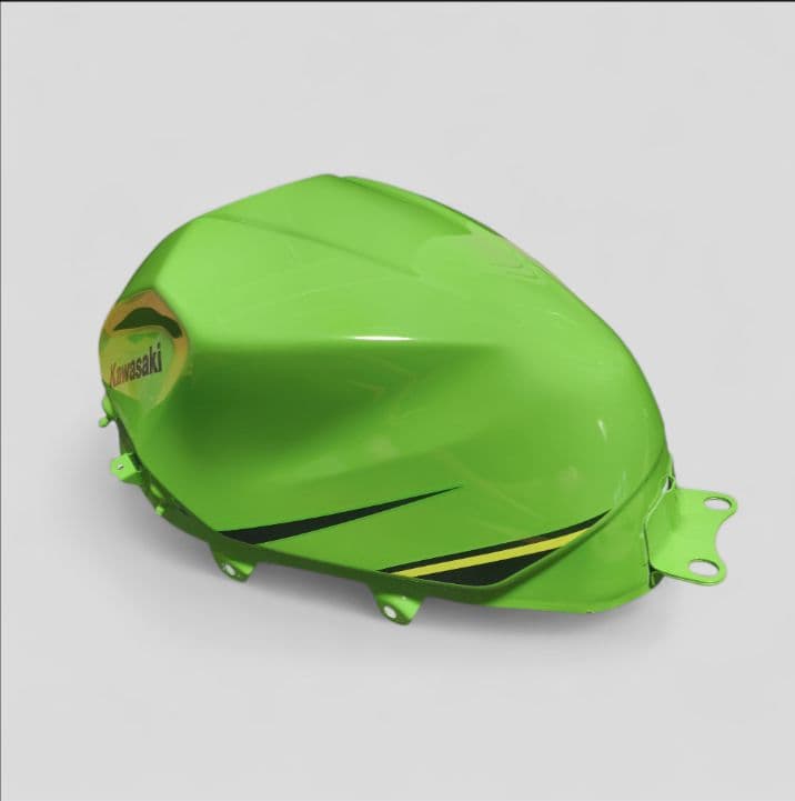 Kawasaki Ninja250・400用タンク 塗装剥がれあり - パーツオリジナル