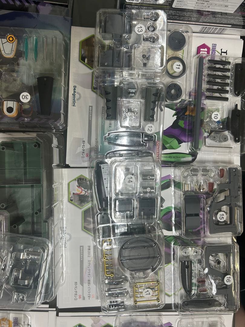 エヴァンゲリオン初号機 未組立キット 金属製最終値下げ 模型・プラモデル