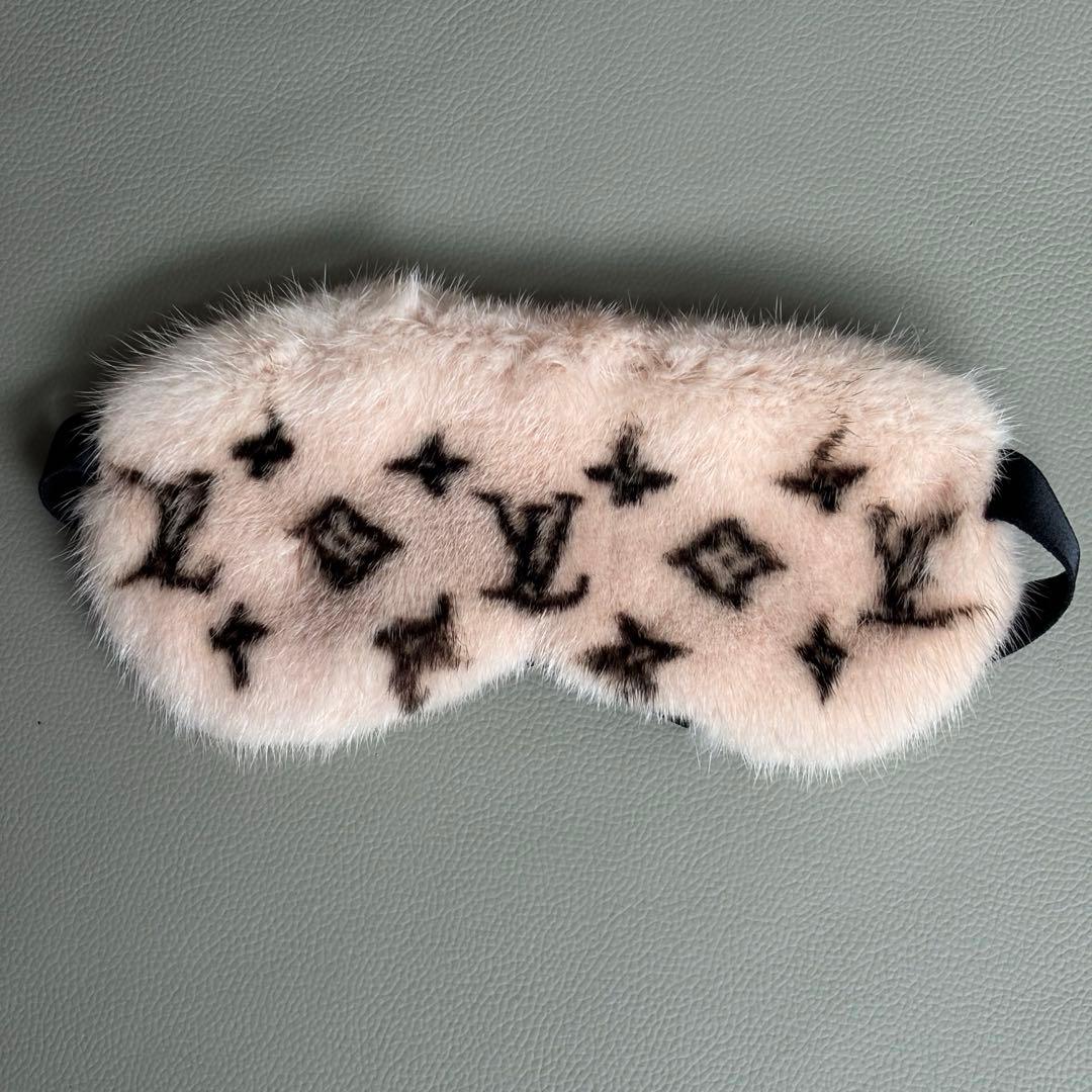 Louis Vuitton ルイヴィトン アイマスク ファー pink ピンク
