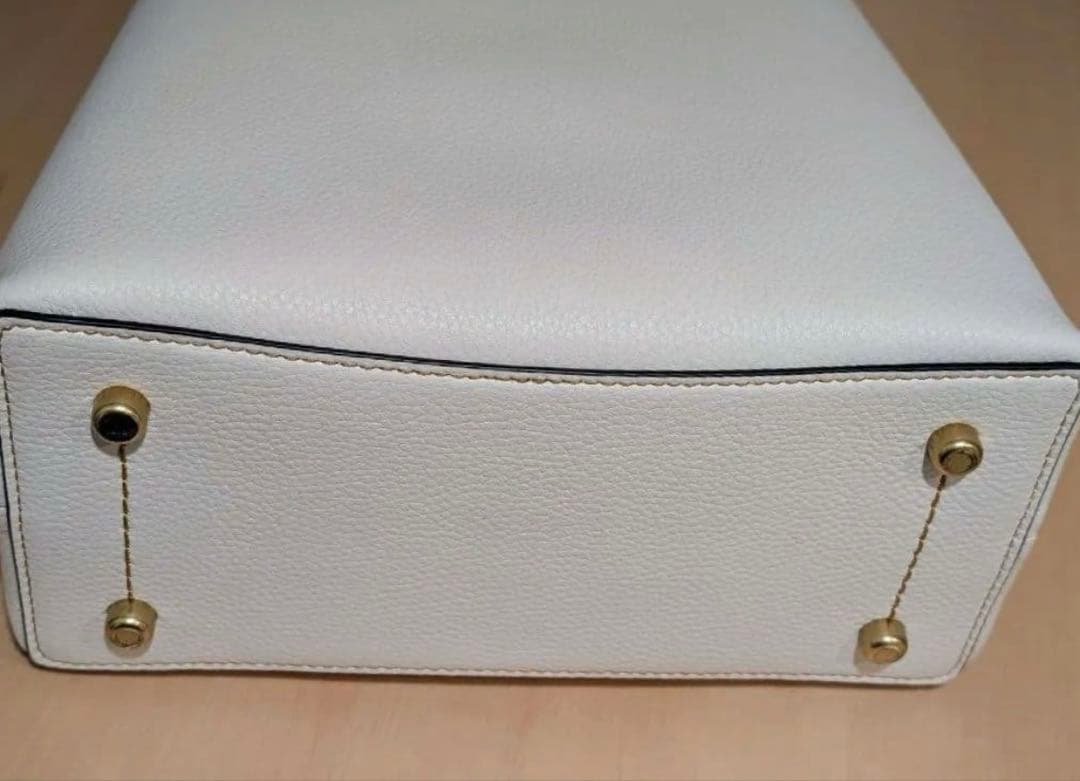 【美品人気モデル】COACH ウィロウショルダーバッグ　ホワイト