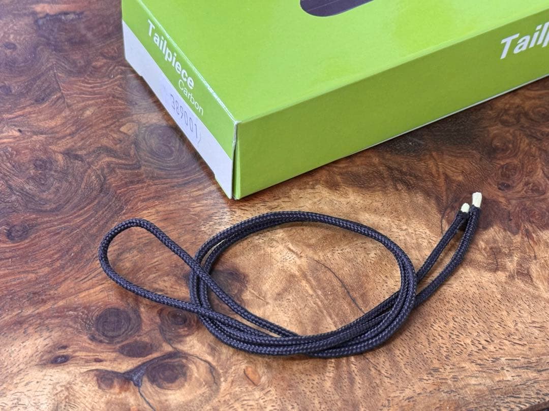 【新品】Herdim チェロ用カーボンテールピース #389001（2）