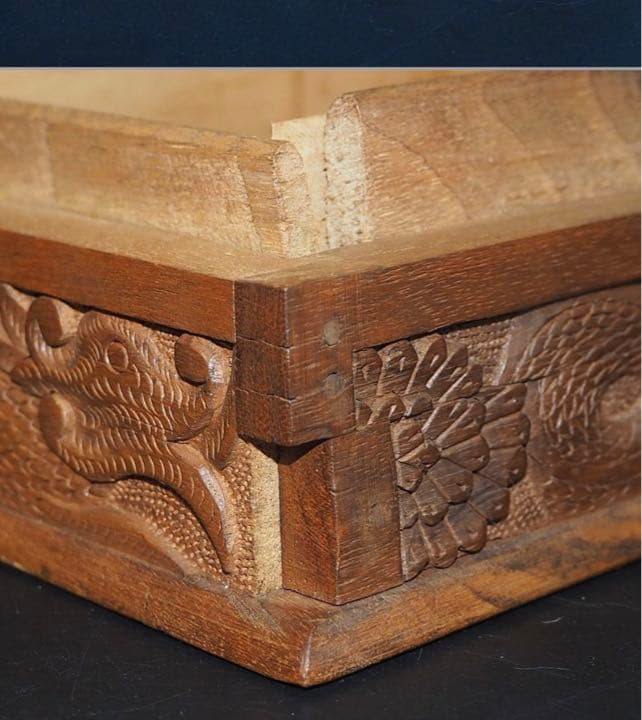 送料無料時代物龍彫刻からくり宝石箱珍品木箱