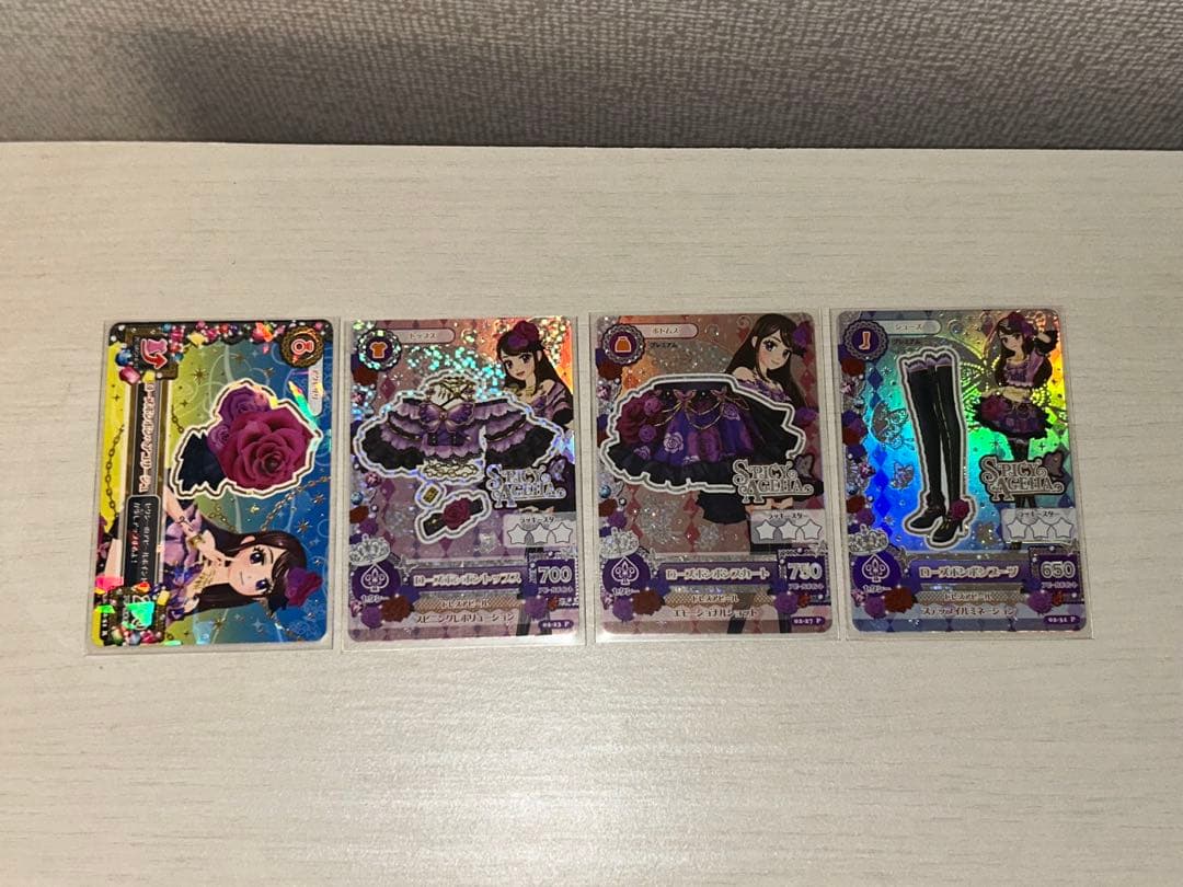 アイカツカードローズボンボン4枚セット アイカツカードローズボンボン 4枚セット