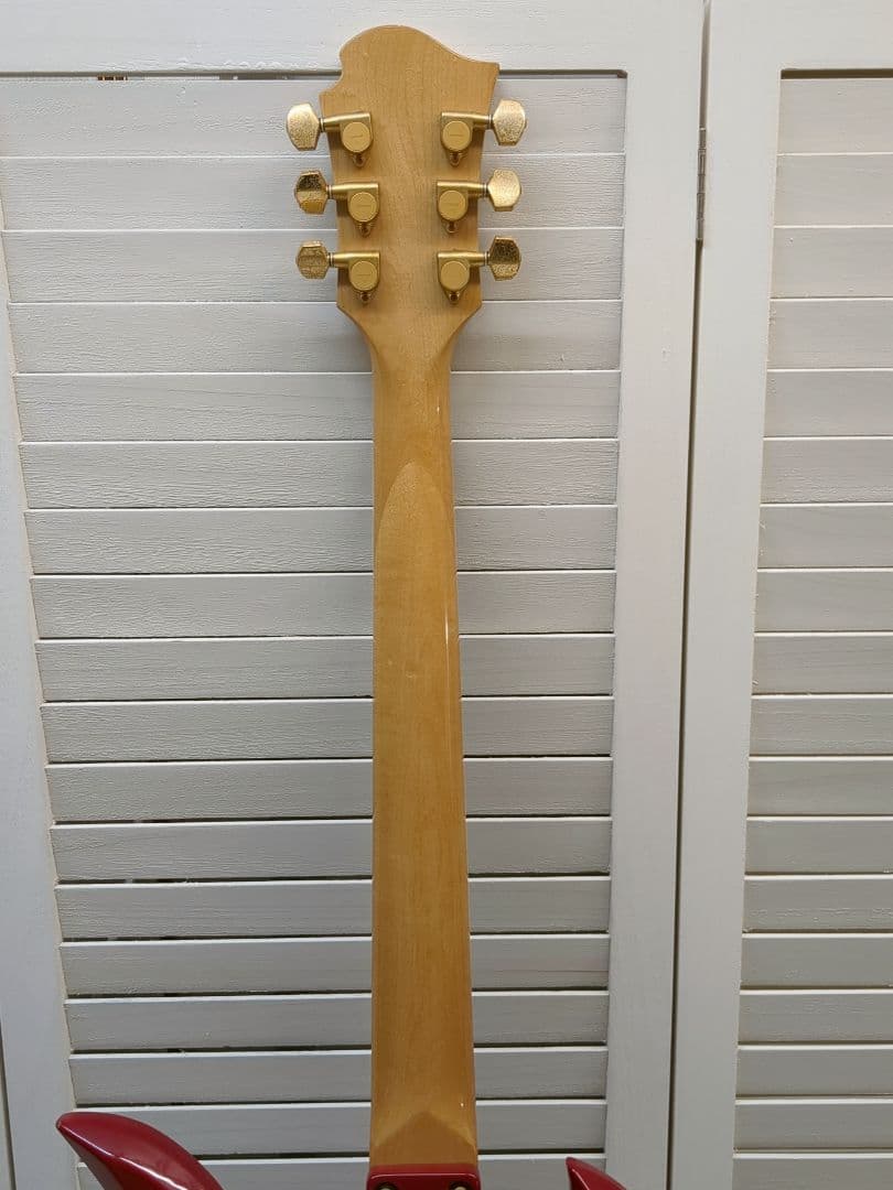 Burny エレキギター レッド弦楽器 本体のみ M2417