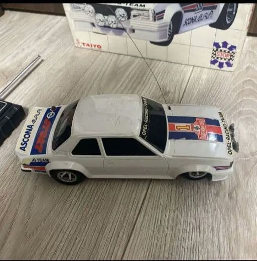 希少OPEL ASCONA 400　ラジコンカー　TAIYO ジャンク品