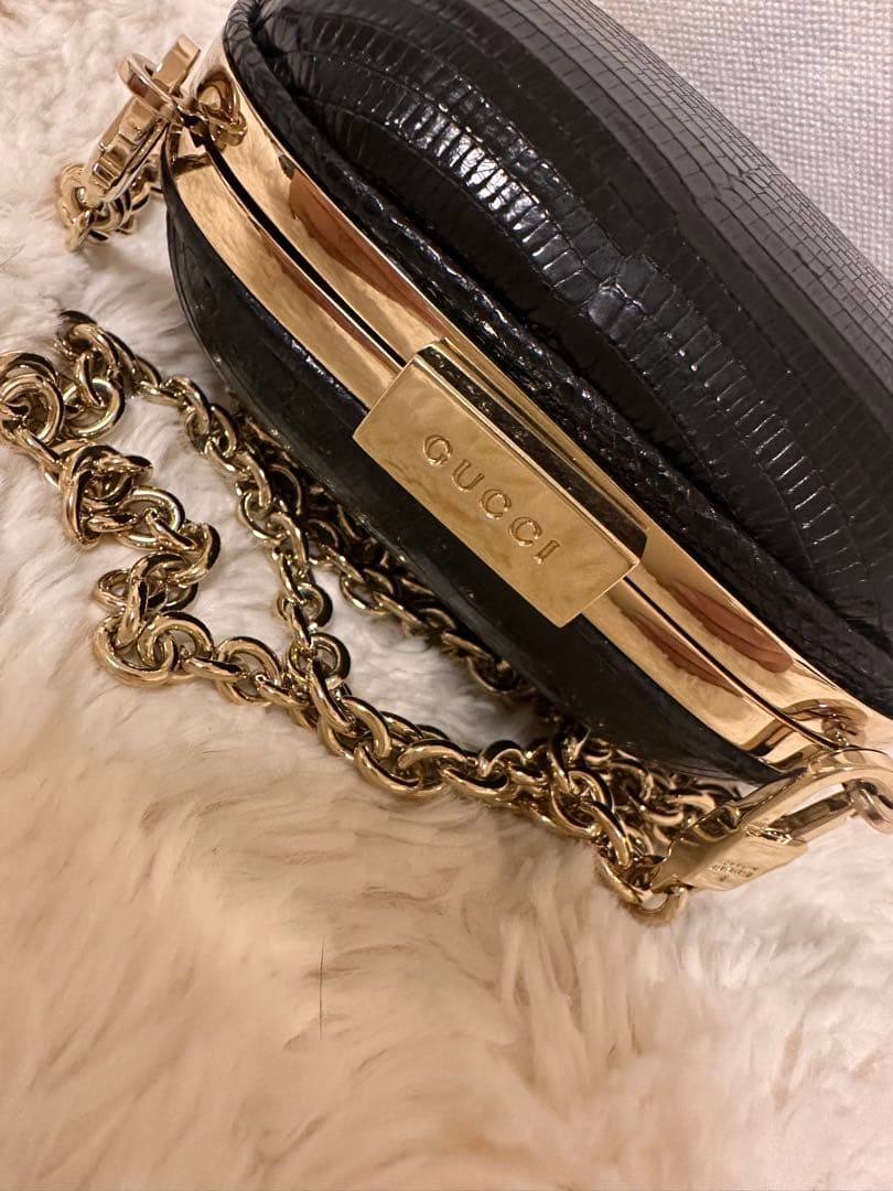 GUCCI ブラック パーティーバッグ ゴールドチェーン