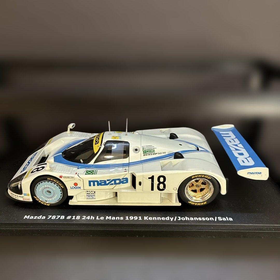 021 マツダ Mazda 787B ルマン18号車 1/18スケール ミニカー