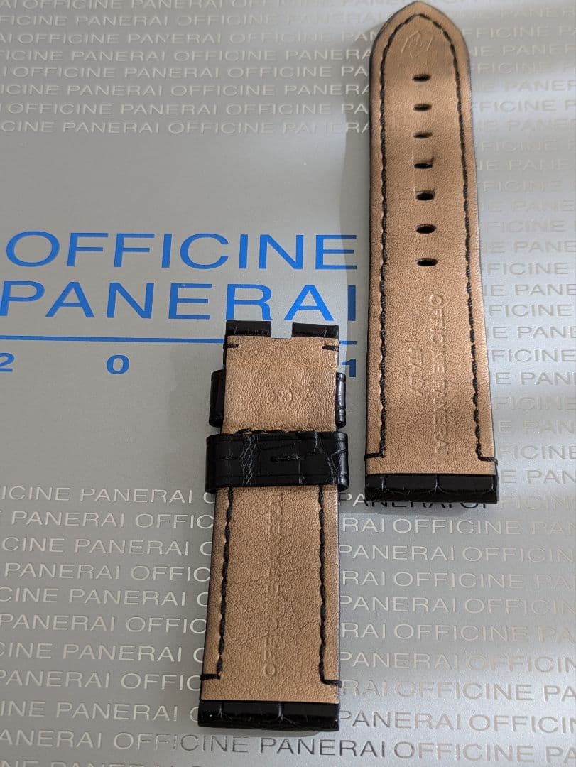 ✨️中古/美品✨️OFFICINE PANERAI ✴️アリゲーターベルト
