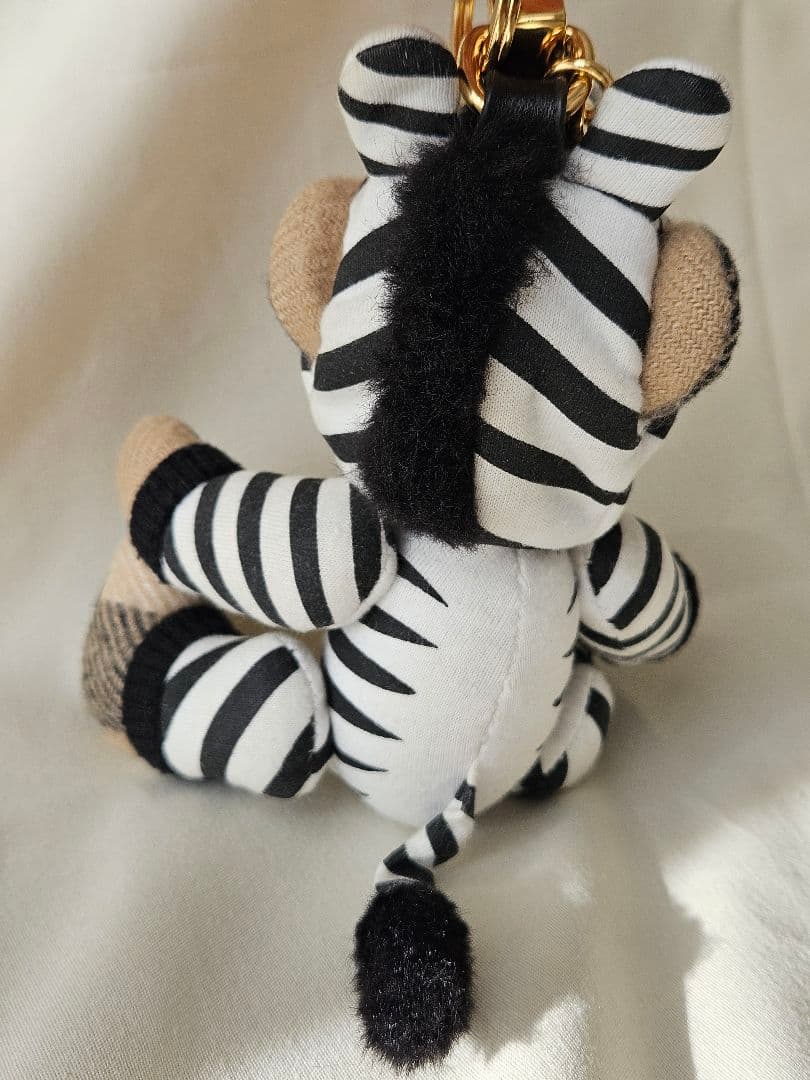 BURBERRY バーバリー ゼブラコスチューム トーマスベア チャーム