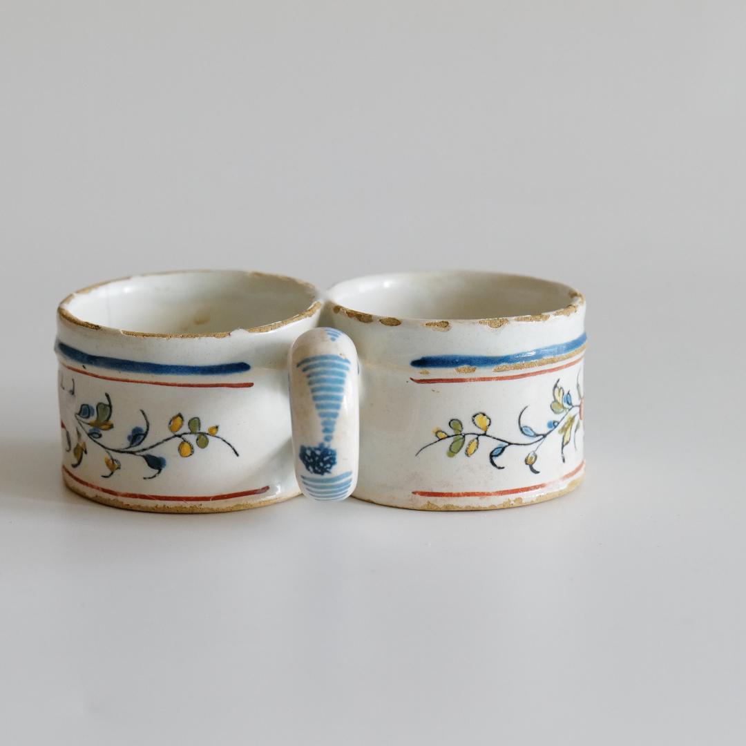 ムスティエ釉の調味料入れ B