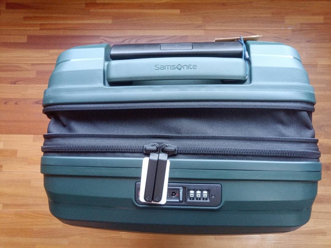 samsonite octolite neo スーツケース Sサイズグリーン