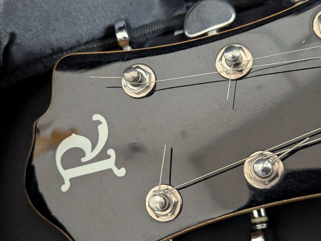 B.C. Rich　モッキンバードギター