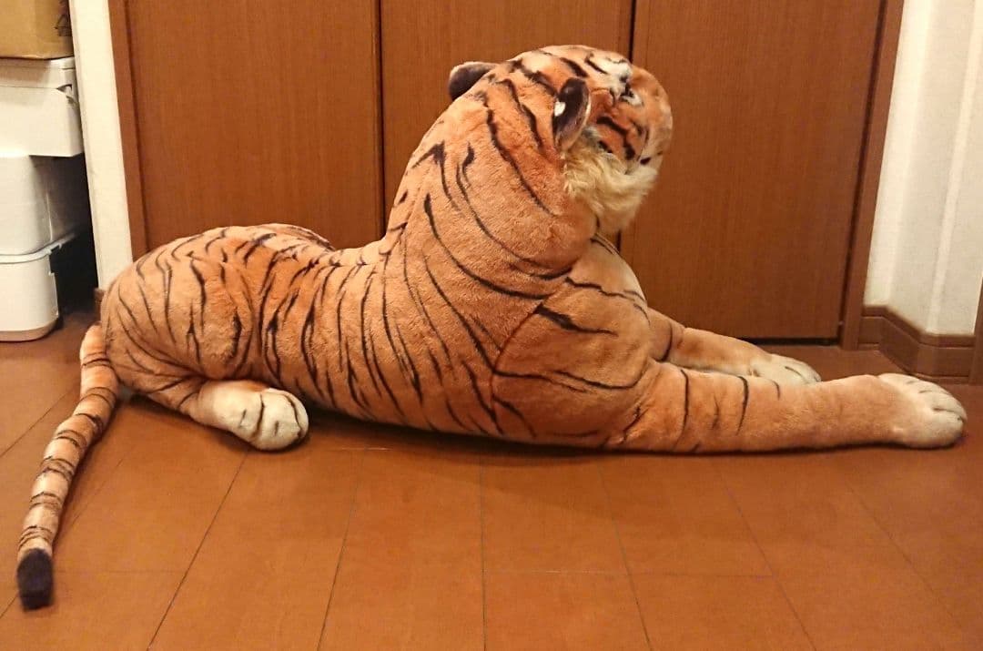激レア 約191cm 超特大サイズ リアル トラのぬいぐるみ